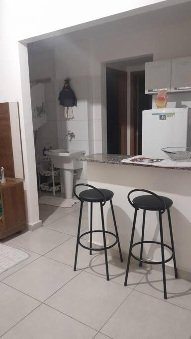 Apto Em Ubatuba Divisa Com A Praia De Itagua E Facil Acesso As Praias Fica Ao Lado Do Atacado Tenda Da Rodovia Rio Santos Exterior foto